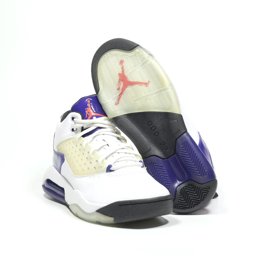 Air Jordan Maxin 200 Sport Shoes Pu Leather White Color For Men