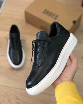 Leather Versatile Casual Sports Shoes
