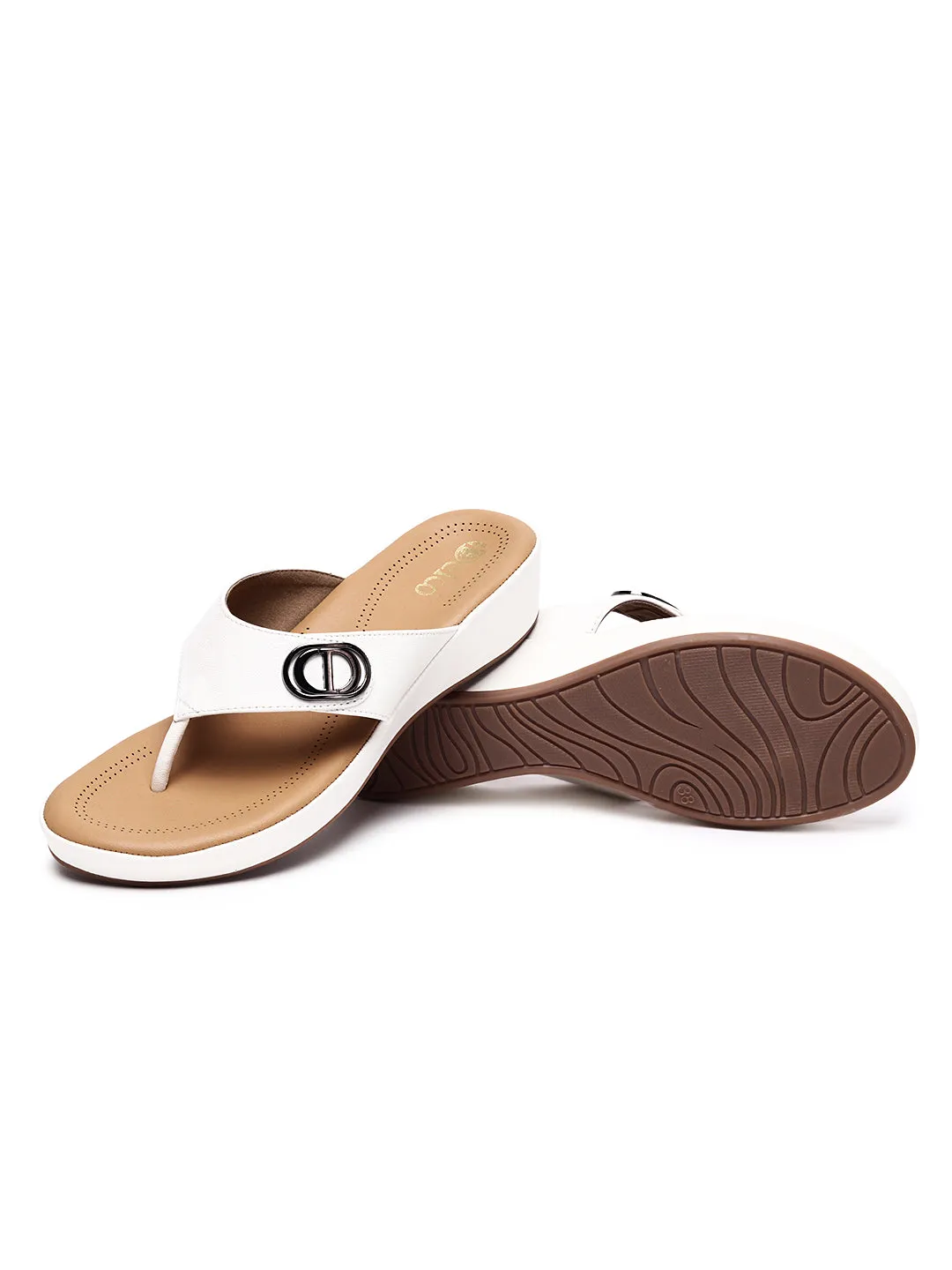 Petite Elegance: Delco Platform Chappal