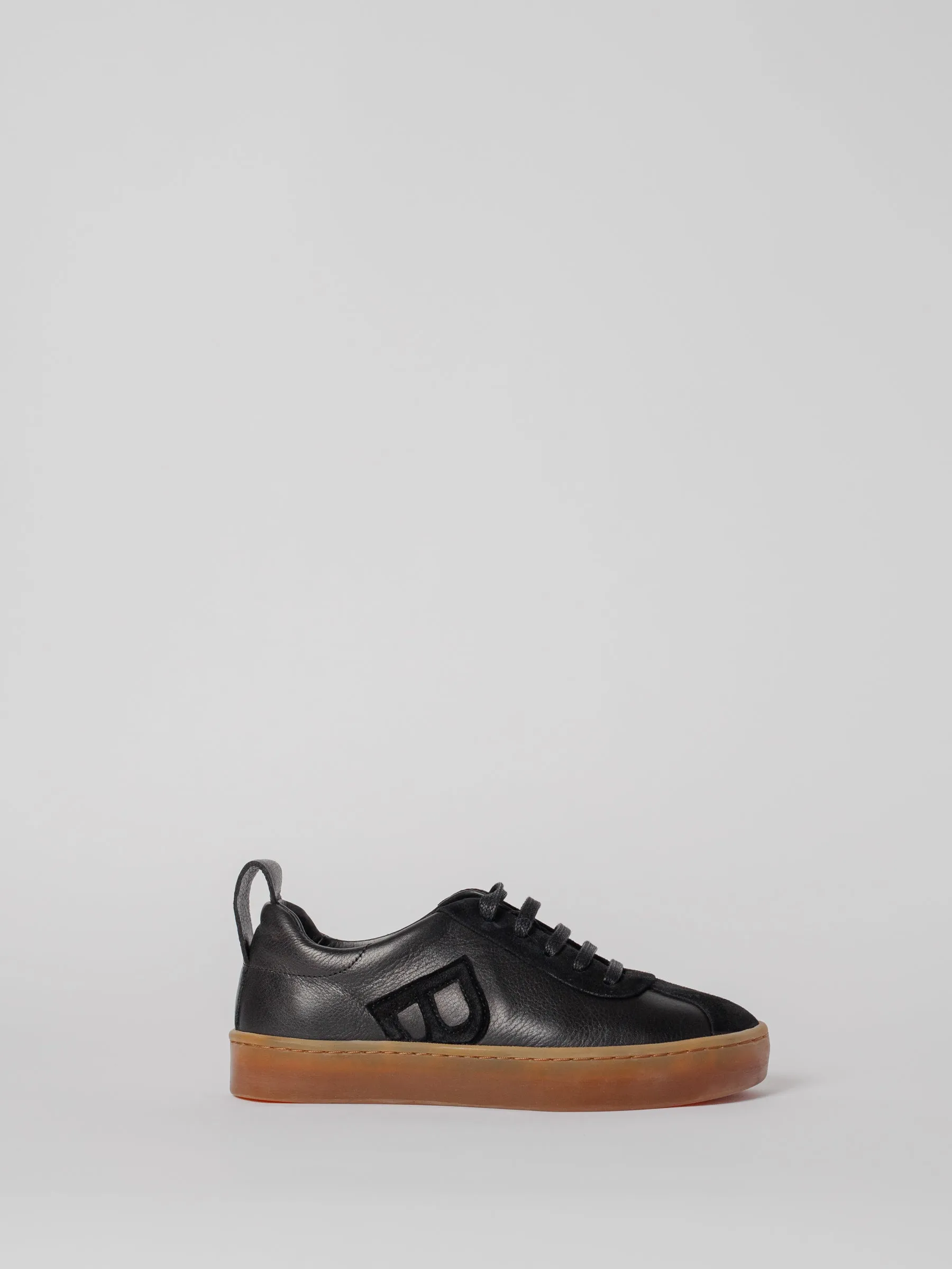 THE ELIN BLACK SNEAKER